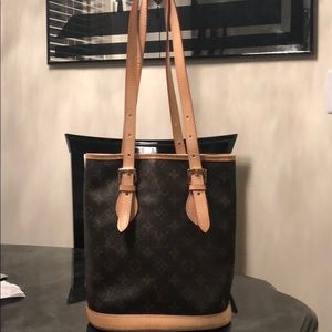 Louis Vuitton Petite Bucket Bag